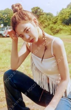 2022 SEASON'S GREETINGS [BEST FRIENDS FOREVER] TRADING CARD & STICKER SET