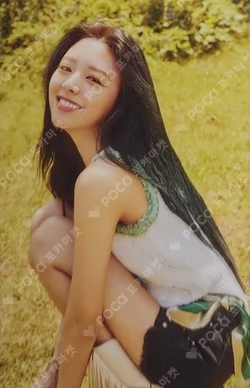 2022 SEASON'S GREETINGS [BEST FRIENDS FOREVER] TRADING CARD & STICKER SET