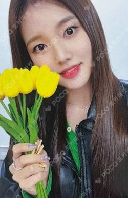 Play Game : AWAKE WITHMUU LEE SOOJIN photocard image