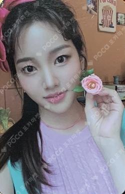 2022 Season's Greetings WUW : Wake Up Weeekly LEE SOOJIN photocard image