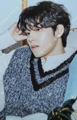 2019 Christmas Special Concert The Present PHOTO CARD SET WONPIL photocard image