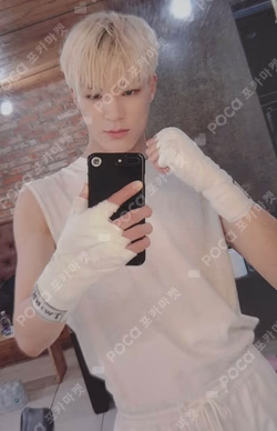 We Boom We Ver. JENO photocard image