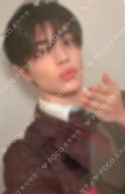 Go in Blind LUNÉ SPECIAL EVENT MAKI photocard image