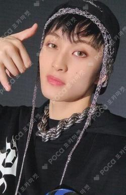 The Firstfruit MAKESTAR LUCKY DRAW MARK photocard image