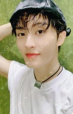 NCT MARK photocard image
