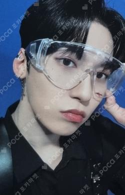 MALUS FLUME STORE KEONHEE photocard image