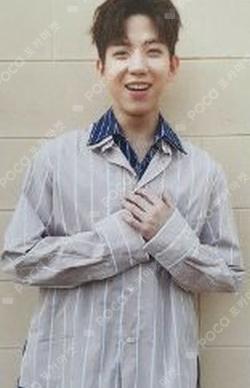 Shoot Me : Youth Part 1 Trigger Ver. DOWOON photocard image