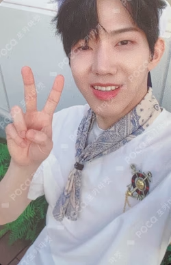 DAY6 WORLD TOUR GRAVITY PHOTO CARD SET BUSAN VER. DOWOON photocard image