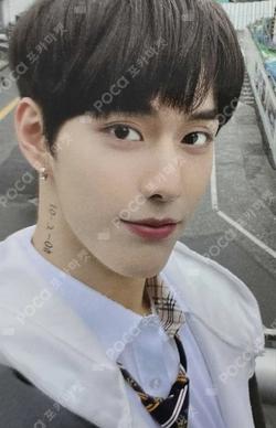 HOUSE OF TRICKY : Doorbell Ringing STAR ver. JINSIK photocard image