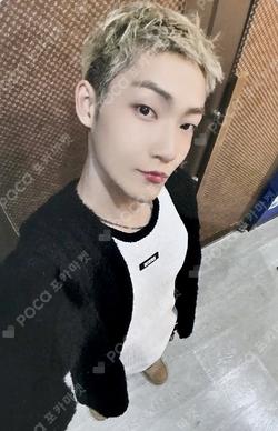 Unexpected WITHMUU LUCKY DRAW KEVIN photocard image