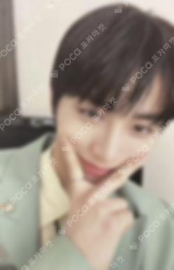 WHO! YIZHIYU TAESAN photocard image