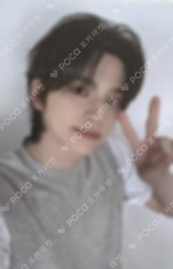 TRY WITH US Amazon SHINYU photocard image