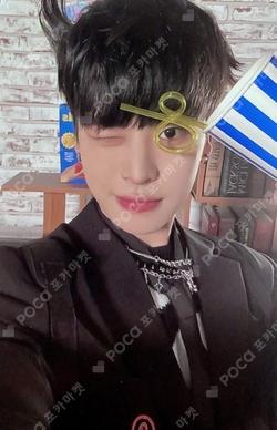 HOUSE OF TRICKY : Doorbell Ringing TRICKY ver. YECHAN photocard image