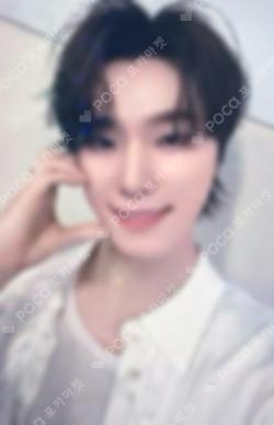 SEVENTEEN 2025 JAPAN FANMEETING 'HOLIDAY' CARAT BOOTH DINO photocard image