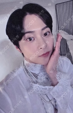 Interview X WHOSFAN XIUMIN photocard image