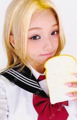 SWICY MAKESTAR GEHLEE photocard image