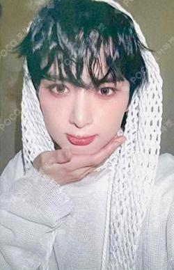 UNDENIABLE Glare ver. LINGQI photocard image