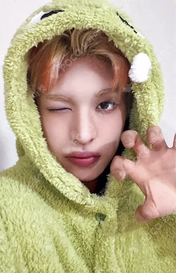 HOUSE OF TRICKY : SPUR MAKESTAR YECHAN photocard image
