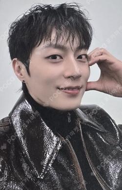 From Real to Surreal SURREAL A VER. YOON DU JUN photocard image