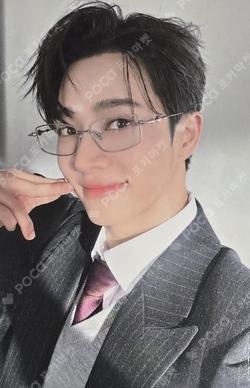 From Real to Surreal REAL A VER. LEE GI KWANG photocard image