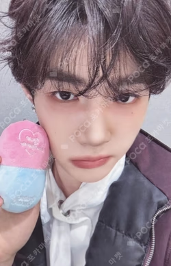 BLUE PARADISE POP-UP STORE REWARD ZHANG HAO photocard image