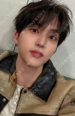 For Real? MUSICART HWI photocard image