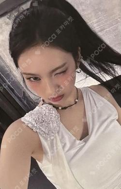 BABYMONSTER : ERA l BABYMONSTER 1st Anniversary Photobook YG SELECT CHIQUITA photocard image
