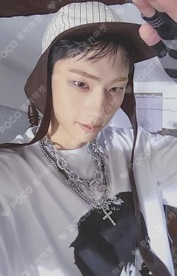 DUH! POP-UP STORE LUCKY DRAW JIUNG photocard image