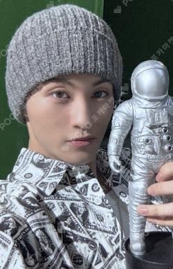 The Firstfruit StarRiver MARK photocard image