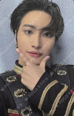 THE WORLD EP.FIN : WILL POP-UP EXBITION & STORE LIGHT STICK STRAP