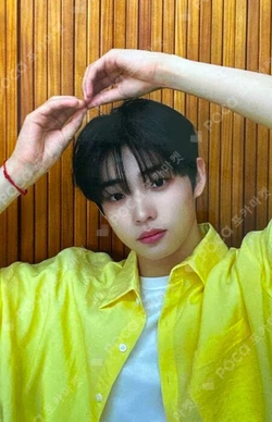 2025 TIOT CONCERT THE SEASON REWARD SHINYECHAN photocard image