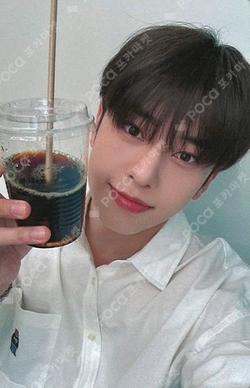 THE FUTURE IS OURS : FOUND SOUND WAVE WINNER KIM DONG HYUN photocard image