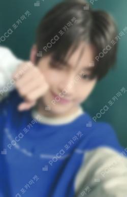 Last Bell YIZHIYU JIHOON photocard image