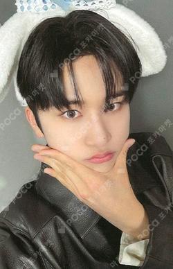 Butterfly Mubeat JunWoo photocard image