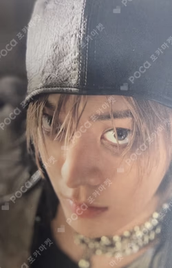 TWISTED PARADISE DYSTOPIA VERSION YUTA photocard image