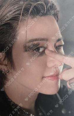 TWISTED PARADISE DYSTOPIA VERSION YUTA photocard image