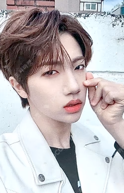 3RD ANNIVERSARY PHOTOBOOK - REMEMBER OUR TIME SOUND WAVE WONJIN photocard image