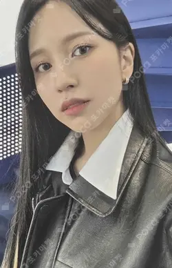 TWICE 5TH WORLD TOUR READY TO BE COLLECT BOOK