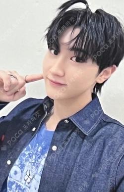 BOYHOOD SOUND WAVE TAEHUN photocard image