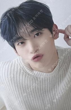 CRAVITY JAPAN FAN-CON 2024 LOVE! LUV!! LUVITY!!! SHOW OFF IN JAPAN OSAKA CD PURCHASE JUNGMO photocard image