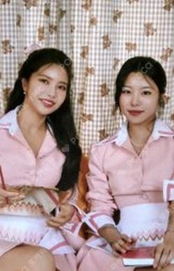 2023 MAMAMOO SEASON'S GREETINGS MOOMOO'S DONUTS Unit photocard image