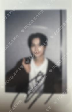SPILL THE FEELS YIZHIYU JUN photocard image