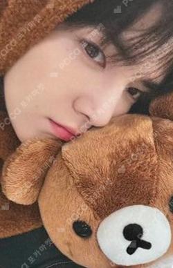 Unexpected Hellolive shop YOUNGHOON photocard image