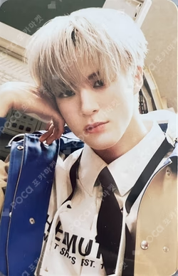 ISTJ [DREAM Agit : Let’s get down] BINDER + PHOTO CARD SET