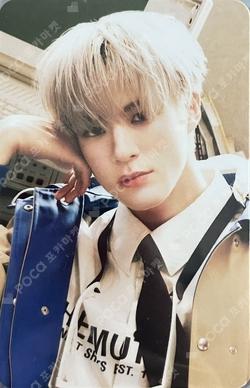 ISTJ [DREAM Agit : Let’s get down] BINDER + PHOTO CARD SET JENO photocard image