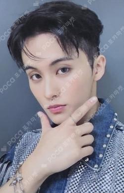 ISTJ APPLEMUSIC MARK photocard image
