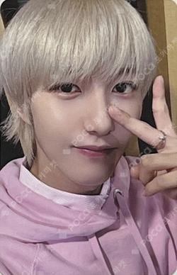 ISTJ WITHMUU RENJUN photocard image