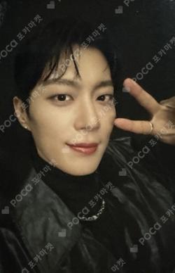 From Real to Surreal APPLEMUSIC YOON DU JUN photocard image