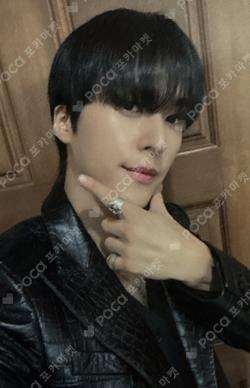 From Real to Surreal APPLEMUSIC SON DONG WOON photocard image