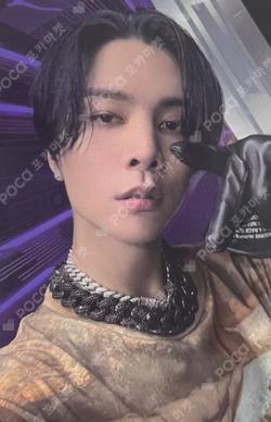 2 Baddies STREET LUCKY DRAW B Ver. JOHNNY photocard image